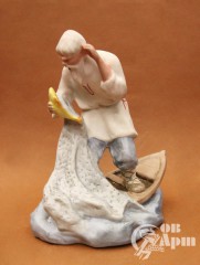 Скульптура "Старик и золотая рыбка"